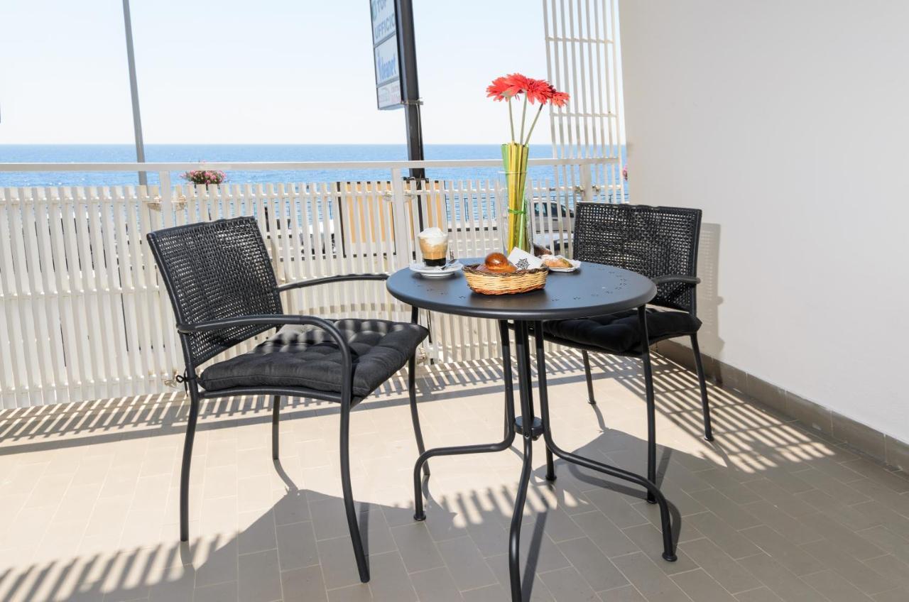 Marina D'Agro Residence Santa Teresa Di Riva Zewnętrze zdjęcie