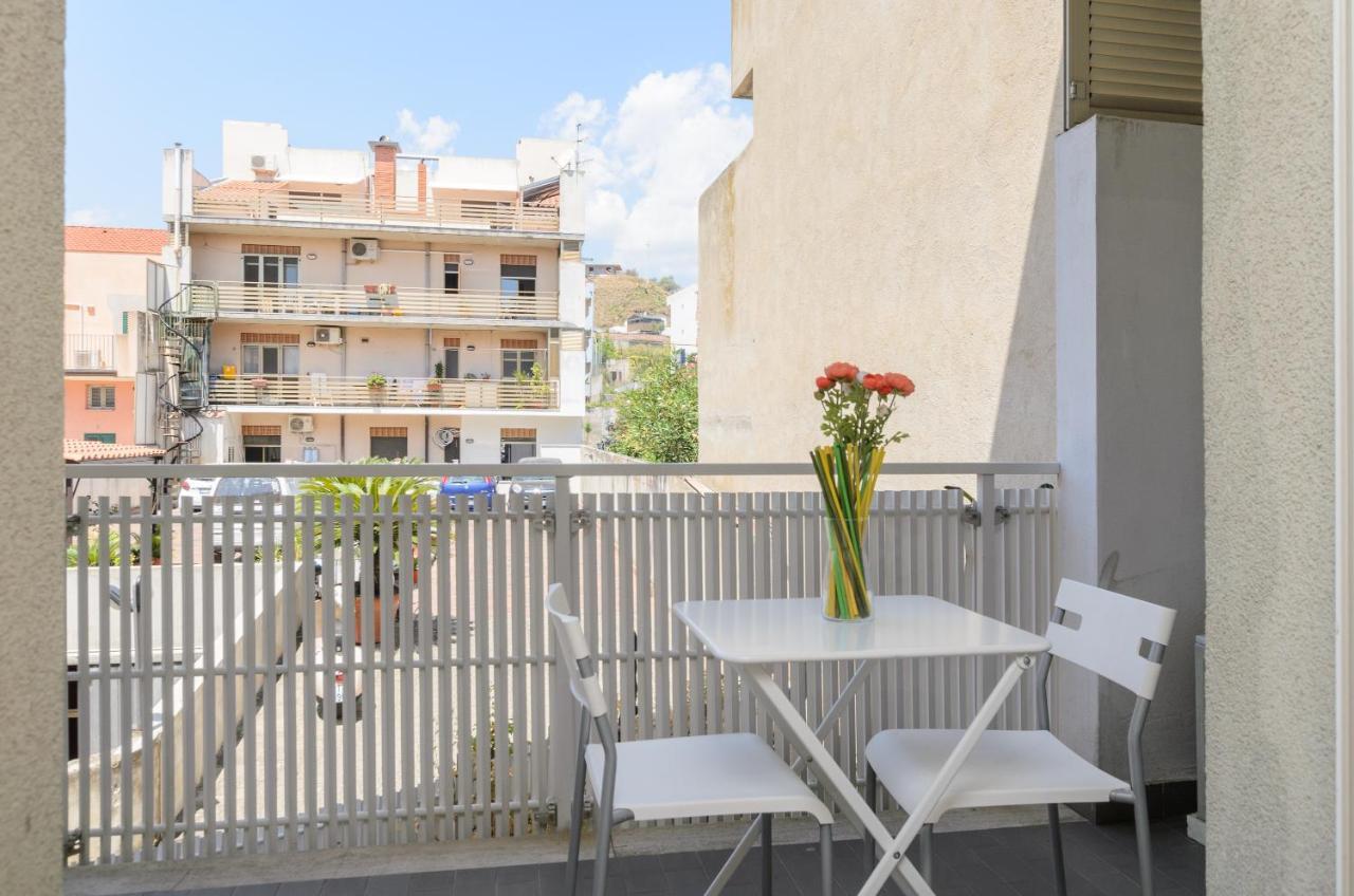 Marina D'Agro Residence Santa Teresa Di Riva Zewnętrze zdjęcie